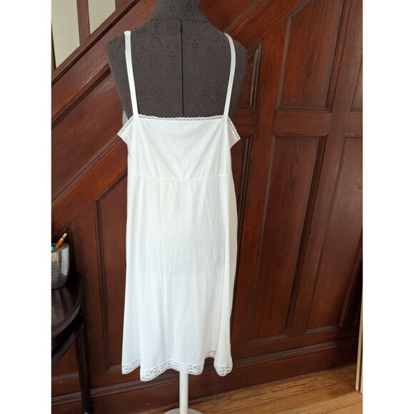 Vintage Vanity Fair White Lace Trim Full Slip 42/24L Nylon Womens Intimates - Picture 5 of 9
